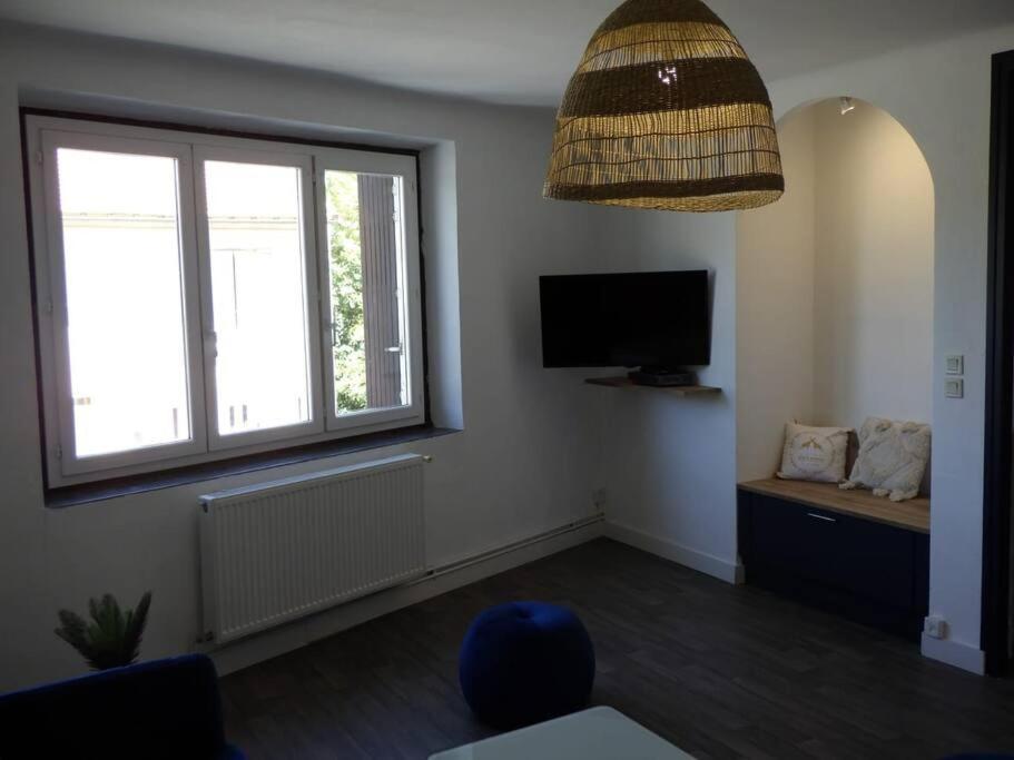 Spacieux Appartement Au Pied De La Cite Medievale 卡尔卡松 外观 照片